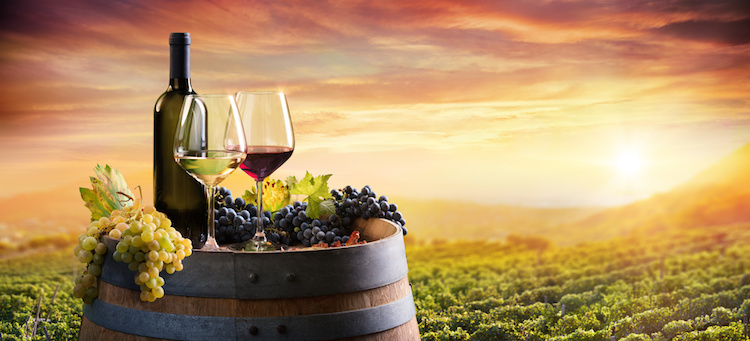 Resina per scambio ionico nel trattamento enologico del vino